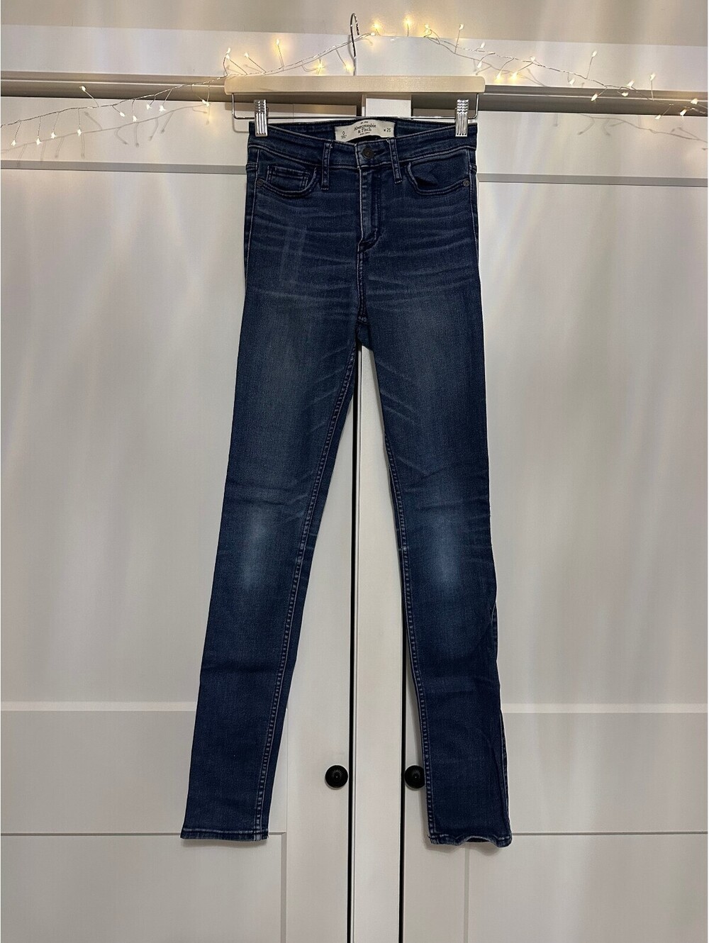 Abercrombie & Fitch Women's Dark Blue Skinny Jeans, Size 25